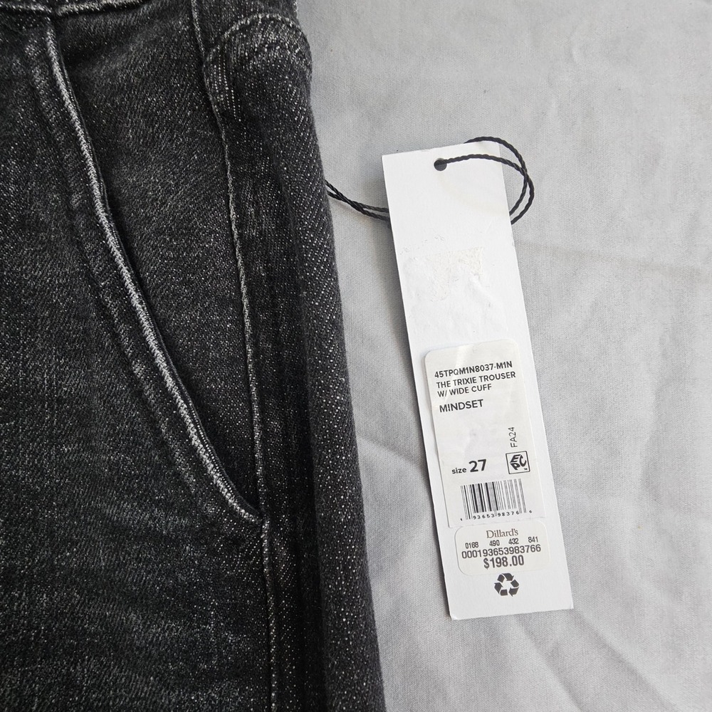 Joe's Jeans Black Ankle & Cropped - Picture 3 of 7
